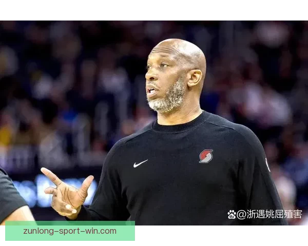 开拓者紧急召回杨瀚森 G联赛16战率队首进西部半决赛自评仅60分展潜力